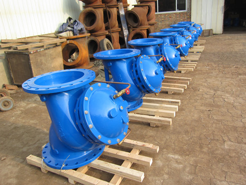 多功能水泵控制閥準(zhǔn)備發(fā)貨 多功能水泵控制閥準(zhǔn)備發(fā)貨