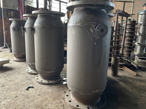 熱網(wǎng)除污器：以心為本，打造有溫度的工業(yè)守護(hù)者